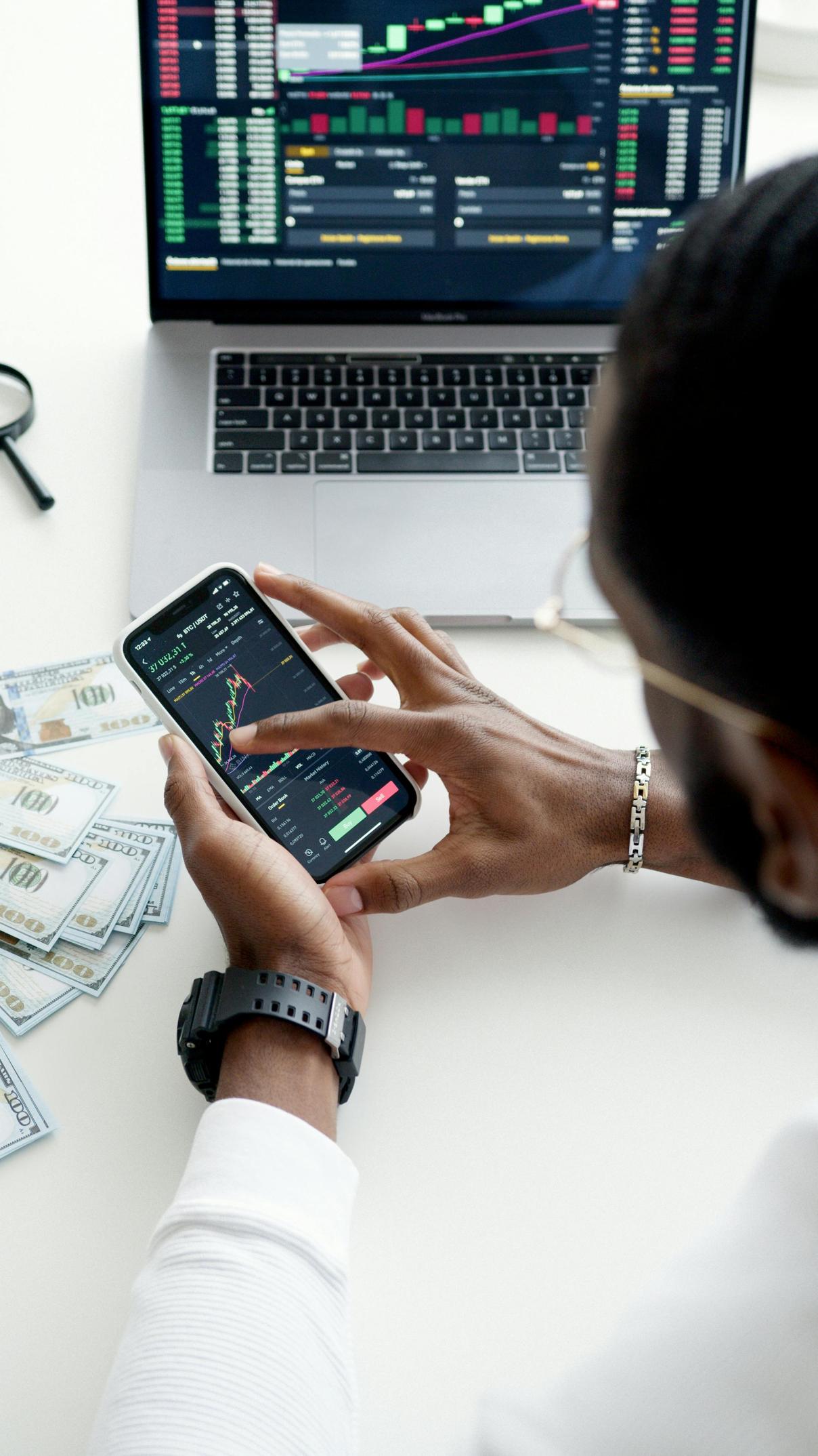 come duplicare lo schermo del telefono sul monitor